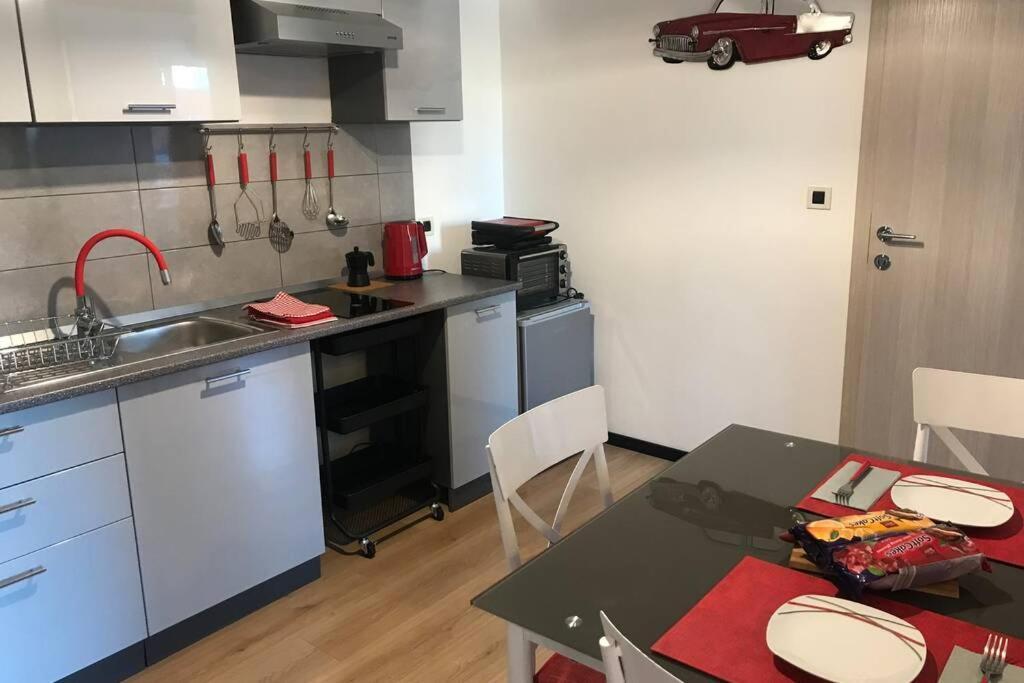 Apartments Colors Of Rijeka - Red Екстер'єр фото
